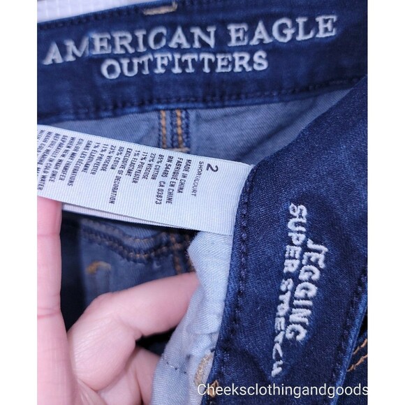 American Eagle Jegging Distressed Dark Wash Super Stretch Jeans size 2 Short - Picture 3 of 4
